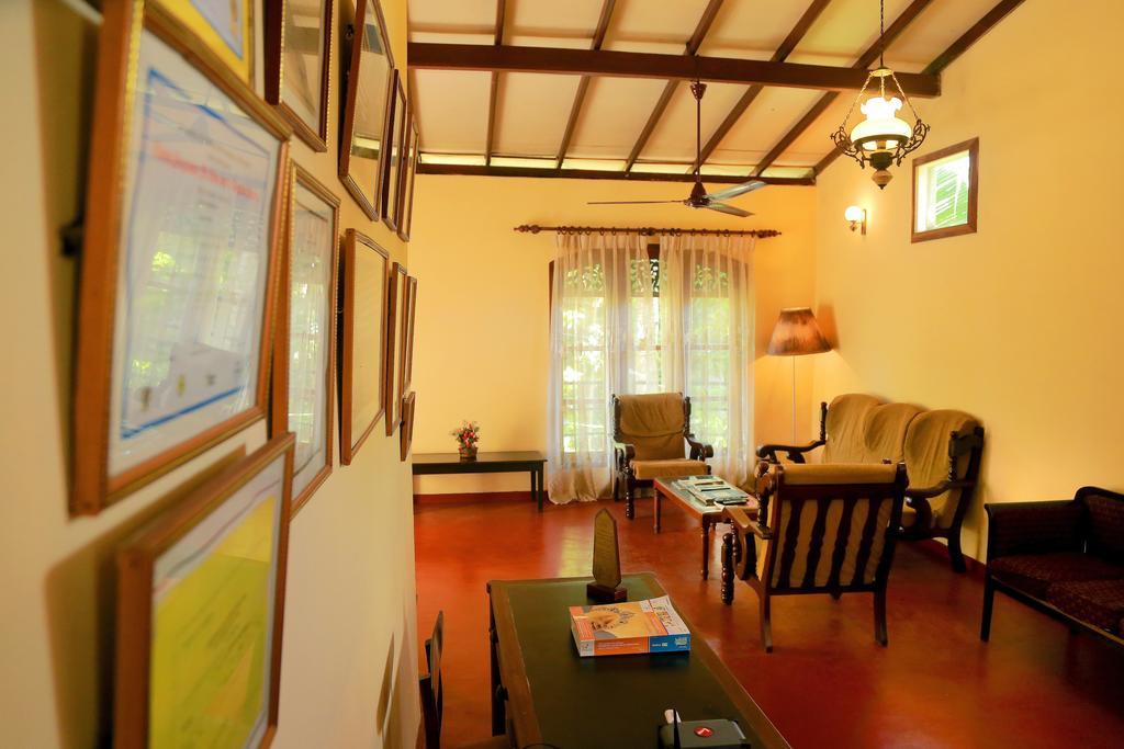 Holiday Nest Bed & Breakfast Wadduwa Exterior foto